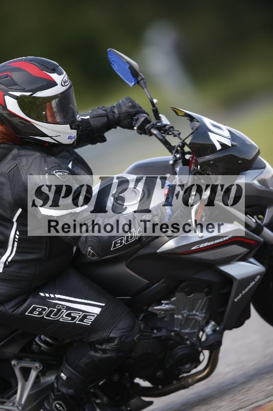 /Archiv-2024/29 12.06.2024 MOTO.CH Track Day ADR/Gruppe blau/103